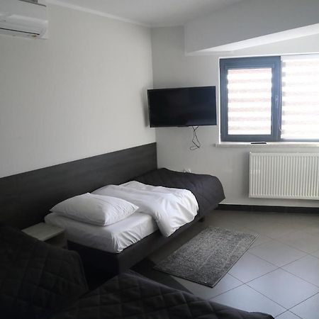 Motel Dymek Дембица Экстерьер фото